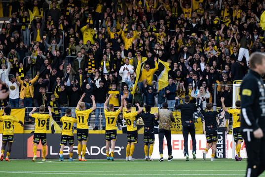 Elfsborgs spelare tackar publiken