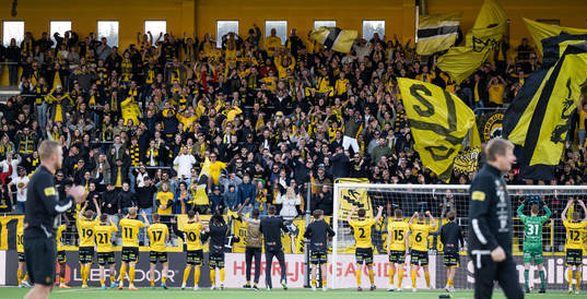 Elfsborgs spelare tackar supportrarna