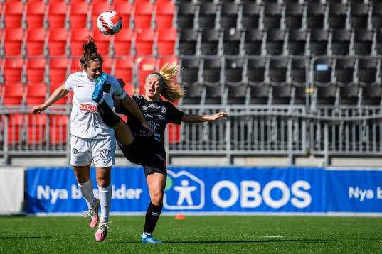 Brommapojkarnas Shannon Woeller och Örebros Katie Lockwood