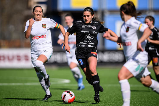 Brommapojkarnas Mathilda Johansson Prakt  och Örebros