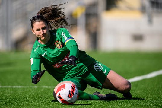 Brommapojkarnas målvakt Lovisa Koss