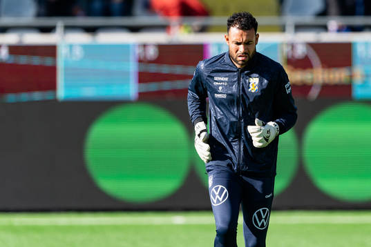 IFK Göteborgs målvakt Warner Hahn före fotbollsmatchen i