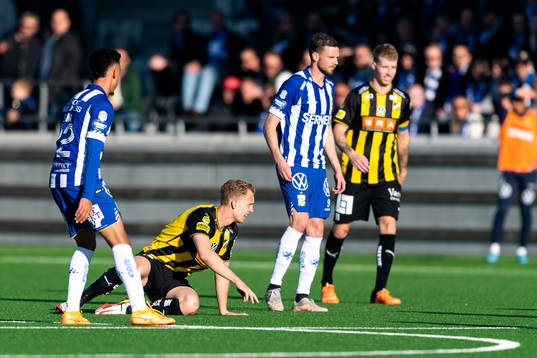 Häckens Gustav Berggren och IFK Göteborgs Marcus Berg