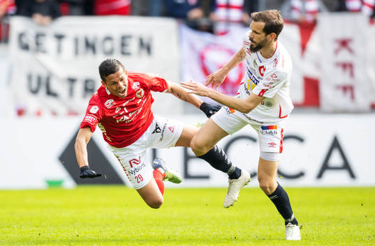 Kalmars Romario Pereira Sipiao och Degerfors Sebastian