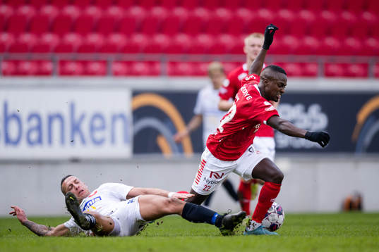 Degerfors Nikola Djurdjic och Kalmars Nahom Girmai Netabay