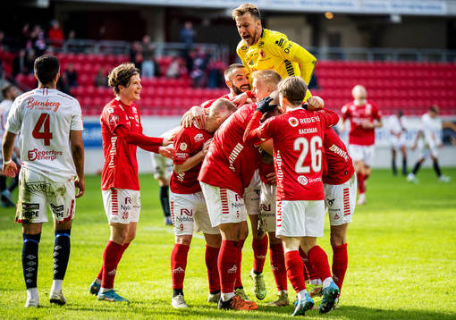 Kalmars Davíd Kristján Ólafsson jublar