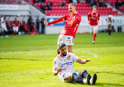 Kalmars Davíd Kristján Ólafsson jublar