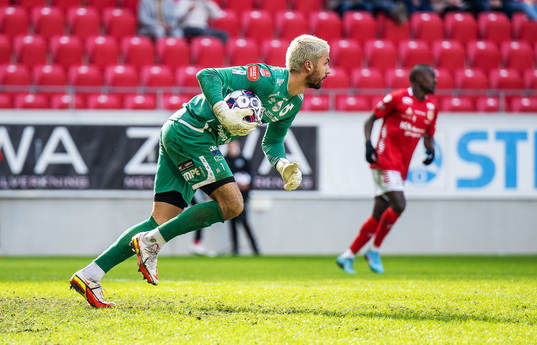 Degerfors målvakt Alfie Malik Whiteman