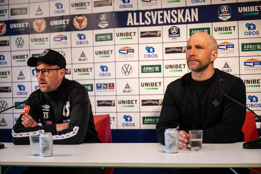 Degerfors tränare Tobias Solberg och Kalmars tränare