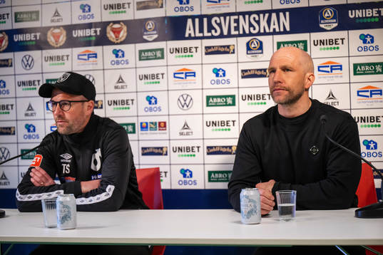 Degerfors tränare Tobias Solberg och Kalmars tränare