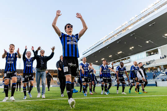 Bläddra bland fler bilder av Fotboll, Allsvenskan, Sirius - Helsingborg