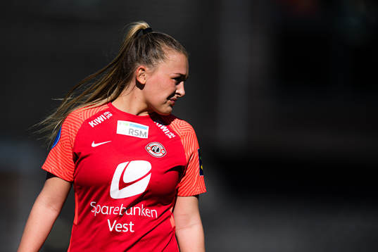Madeleine Veivåg of Arna-Bjørnar