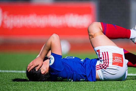 Dejana Stefanovic of Vålerenga in pain