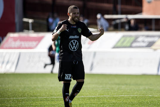 Jönköpings Malkom Moenza jublar