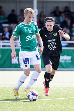 Brages Henry Sletsjöe och Jönköpings Adnan Maric