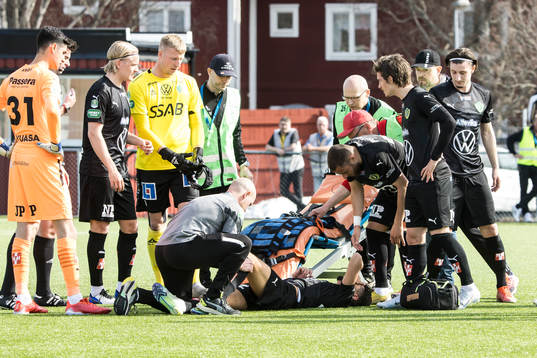 Jönköpings Peter Gwargis skadad