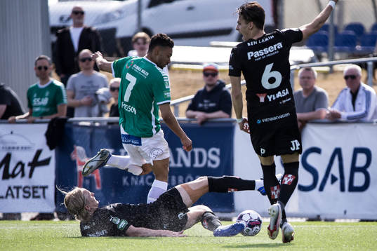 Brages Joakin Persson och Jönköpings Henrik Löfkvist
