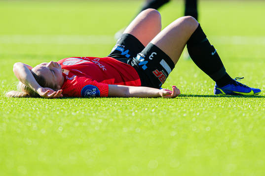 Marte Bjelde Hjelmhaug of Arna-Bjørnar looks dejected