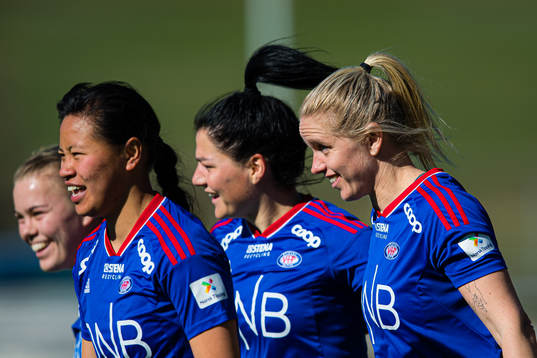 Elise Hove Thorsnes of Vålerenga celebrates