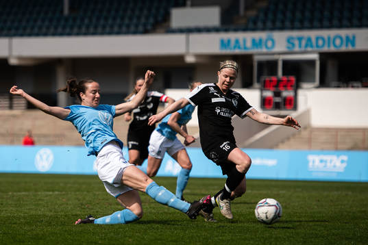 Malmö FFs Anna Plantin gör 1-0