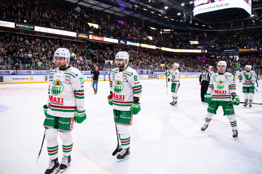 Rögles Daniel Zaar, Ludvig Larsson och Linus Sjödin deppar