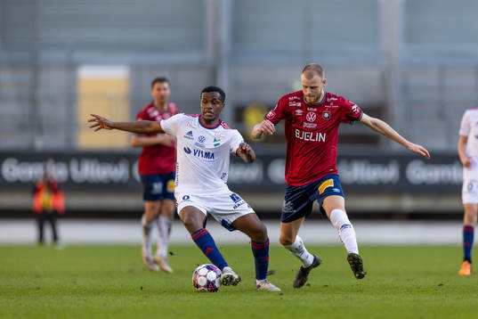 Östers Manasse Kusu och Örgrytes Elias Gustafson