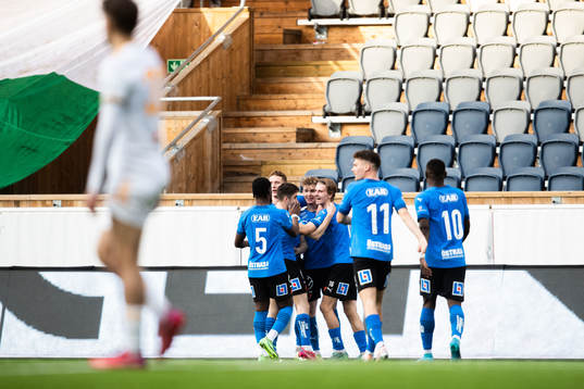 Halmstads Alexander Johansson jublar
