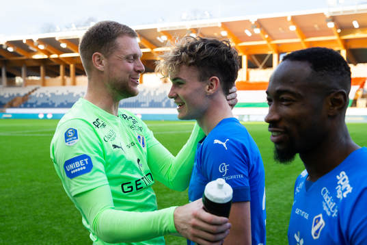 Halmstads målvakt Malkolm Nilsson Säfqvist och Alexander