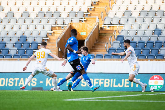 Halmstads Alexander Johansson gör 0-1