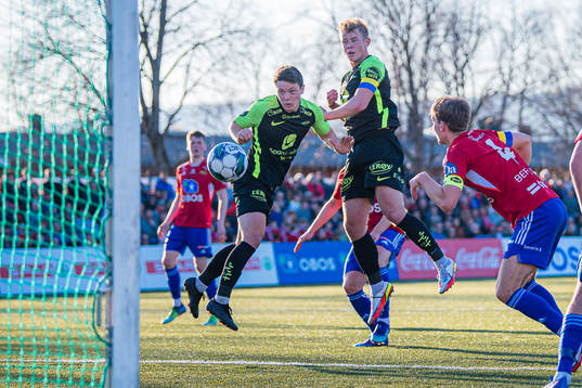 Mathias Knutsen Rasmussen of Brann scores the 1-2 goal