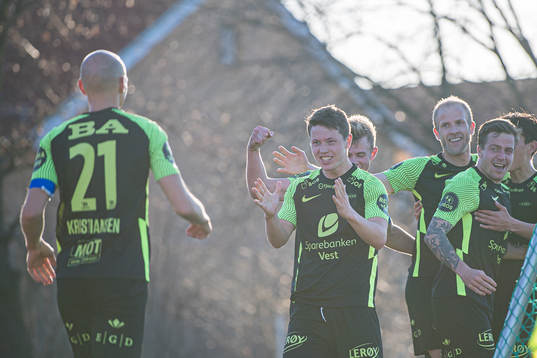 Mathias Knutsen Rasmussen of Brann celebrates