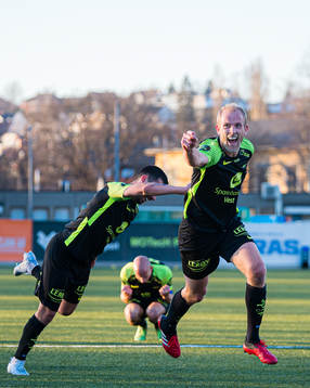 Vegard Leikvoll Moberg of Brann celebrates
