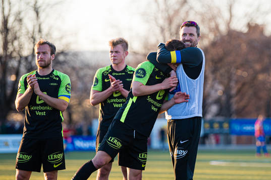 Mathias Knutsen Rasmussen of Brann and Eirik Horneland,
