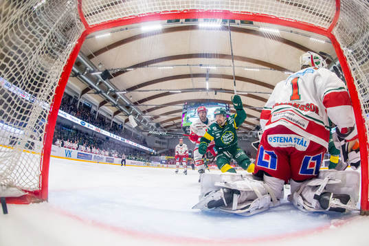 Björklöven sätter 1-1 målet