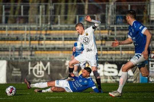 Trelleborgs Simon Amin och Östersunds Simon Kroon