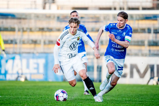Östersunds Henrik Bellman mot Trelleborgs Johan Blomberg