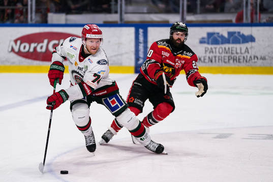 Frölundas Andreas Borgman och Luleås Jack Connolly