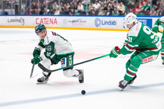 Färjestads Marcus Nilsson och Rögles Adam Tambellini