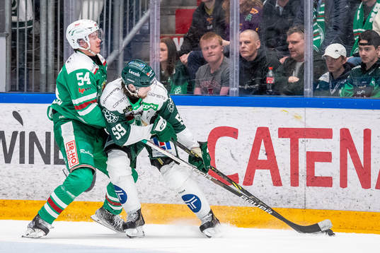 Rögles William Wallinder och Färjestads Linus Johansson