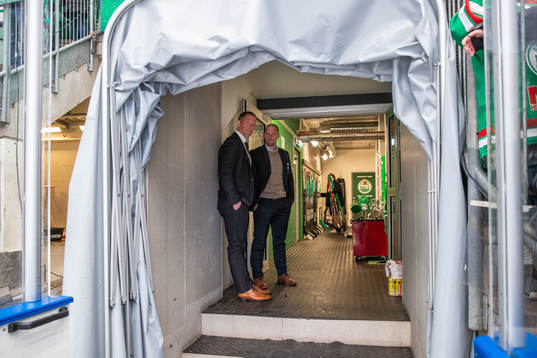 Rögles tränare Cam Abbott och sportchef Chris Abbott