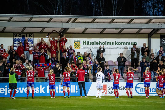 Bläddra bland fler bilder av Fotboll, Damallsvenskan, Vittsjö - Djurgården