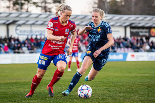 Vittsjös Nellie Persson och Djurgårdens Nellie Lilja