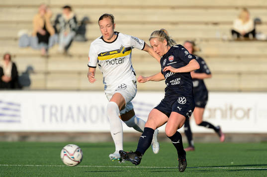 s Jenny Danielsson och Rosengårds Mia Persson