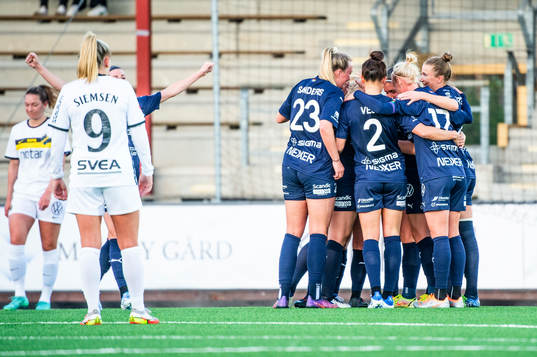Rosengårds Mia Persson jublar