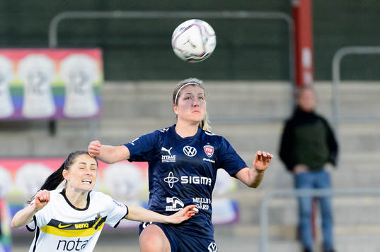 s Linda Hallin och Rosengårds Loreta Kullashi
