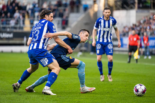 IFK Göteborgs Gustav Svensson och Djurgårdens Haris