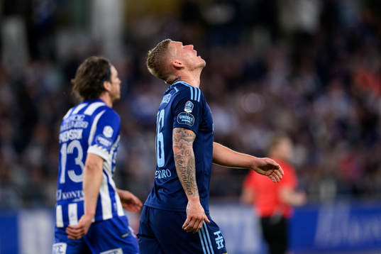 Djurgårdens Victor Edvardsen deppar