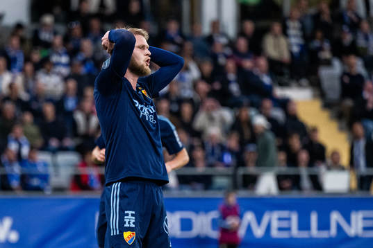 Djurgårdens Kalle Holmberg deppar