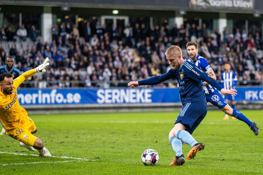 IFK Göteborgs målvakt Warner Hahn och Djurgårdens Kalle