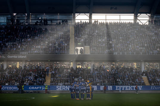 IFK Göteborgs spelare samlas